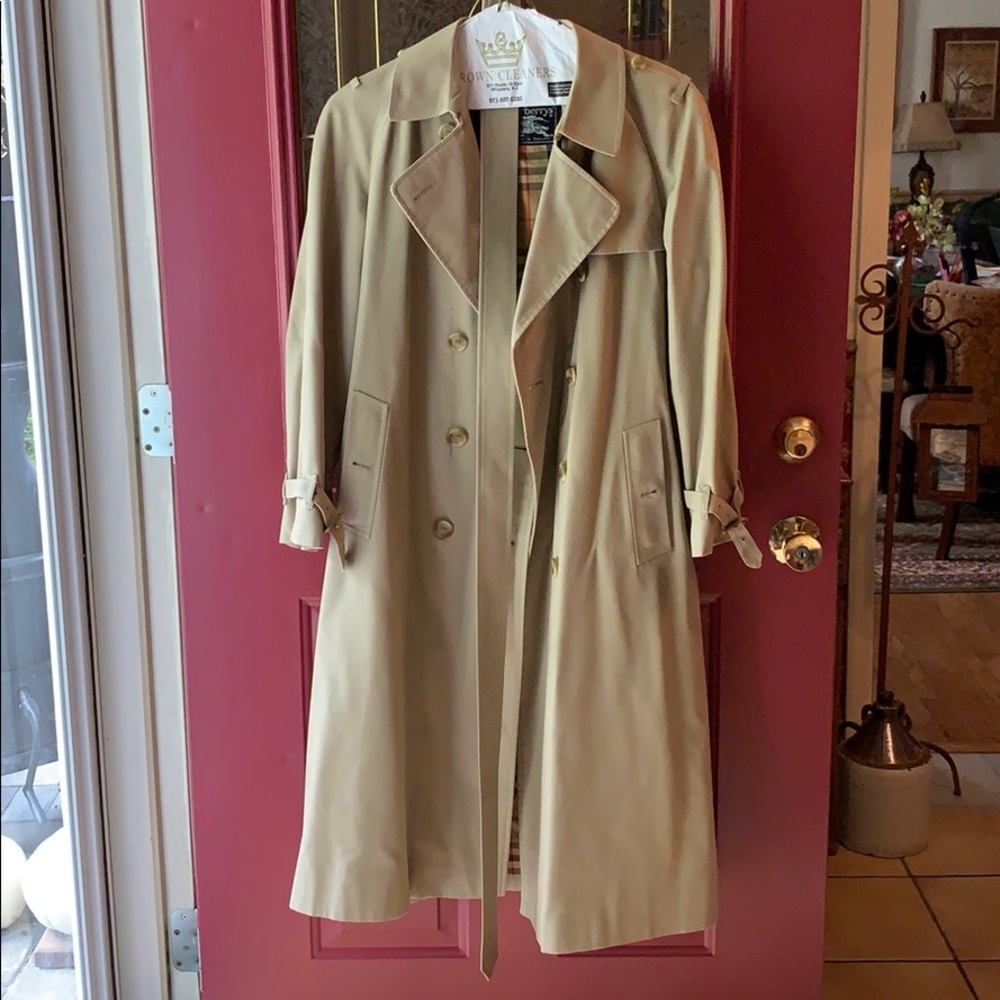 Burberry’s Women’s Long Trench Coat